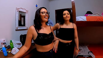 Role aleatório com as mais gostosas da plataforma xvídeos