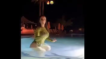 Hot big booty women in sexy outfits Hot big booty women in sexy outfits