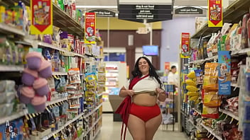 Curvy sexy women pulls out tits in grocery store