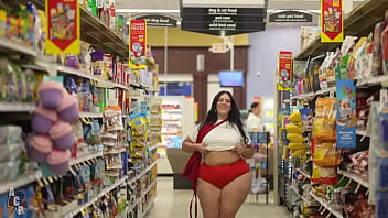 Curvy Sexy Women Pulls Out Tits In Grocery Store thumbnail