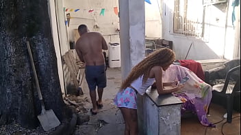 é isso que acontece quando eu e minha enteada ficamos a sós