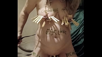 2025 05 19 esclave f autoseance pinces bougies et insultes