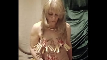 2025 05 19 esclave f autoseance pinces bougies et insultes