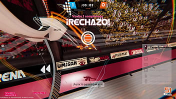 Le lleno la boca de leche y se corre encima de la mesa