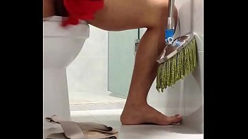 Phát Hiện Anh Trai Lấy Quần Lót Em Gái Thủ Dâm thumbnail