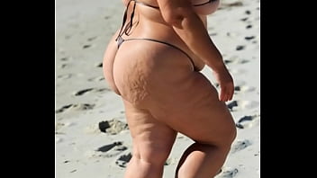 Huge ass thick girls walking compilation 2 ai