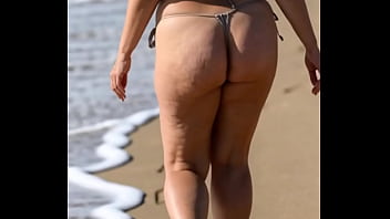 Huge ass thick girls walking compilation 2 ai