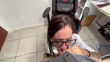 Vazou aluna fode professora para melhorar nota