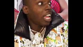 Si tu veux cette vidéo like et mets un coms