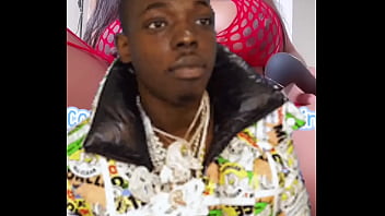 Si tu veux cette vidéo like et mets un coms