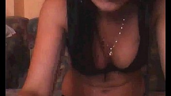 Attractive Webcam Slut thumbnail
