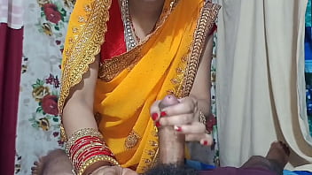 बहू ससुर के कमरे में अचानक पहुंच गई साफ हिन्दी आबाज में ससुर बहू कहानी