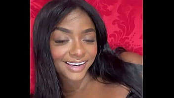 Ficaria com essa pretinha ️