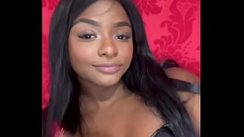 Ficaria com essa pretinha ️