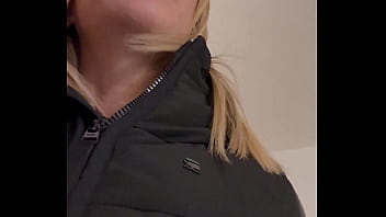 Hello la team l'épisode de noël en mode défi avec inconnu le stagière de