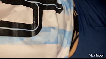 Ay mi amor basta me duele mi vecina argentina pierde apuesta y tiene que cumplir el reto me entrega su culito