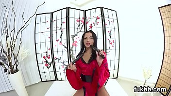 Slutty teen rubs vulva and gets licked and penetrated in pov