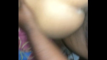 Comendo branquinha morena