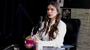 Faz dominação teve um fetiche do homem se vestir de mulher a diferença dos relacionamentos e a sua mentoria pati ferraz watch sheer red