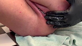 Anal 3 finger masturbate and asshole working and pee on the end