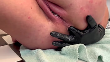 Anal 3 finger masturbate and asshole working and pee on the end