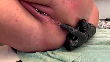 Anal 3 finger masturbate and asshole working and pee on the end