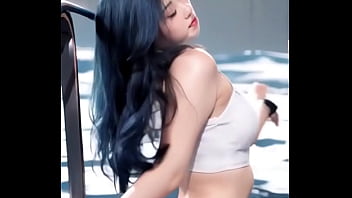 A mais gostosa da piscina