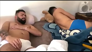 Meu Irmão Me Comeu De Manhã No Pelo Gozou Dentro thumbnail