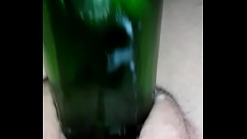 Gf fucking a bottle very wet