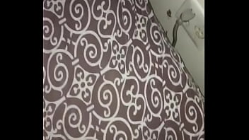 Creaming on ’s dick