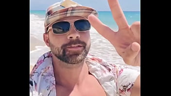 Last stroll on the beach and now time to go home i'm looking to get some colabs booked in over the strai