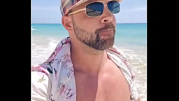 Last stroll on the beach and now time to go home i'm looking to get some colabs booked in over the strai