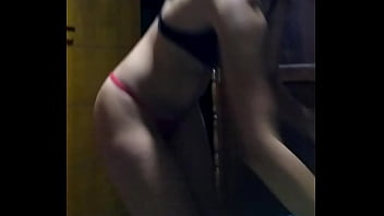 Vou pra balada com este vestido