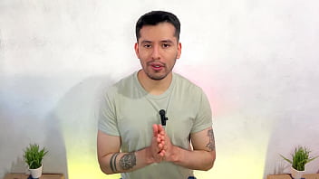 Empleados De Cafeteria Aprovechan La Noche Al Cierre Para Chuparse La Verga En El Trabajo thumbnail