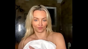 Lindsey pelas big boobs blonde naked