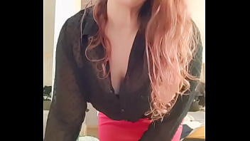 Bon mardi mes loulous au fait j'ai un nouveau sextoy que j'ai pas encore