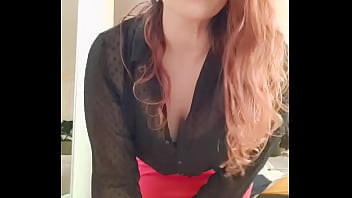 Bon mardi mes loulous au fait j'ai un nouveau sextoy que j'ai pas encore