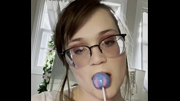 I want to lick like this