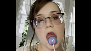 I want to lick like this