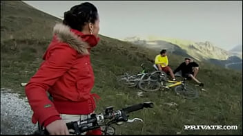 Sunny jay meets two mountain bikers and has a mmf threeway with a dp