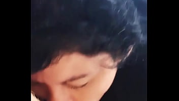 Paguei a dívida ao meu colega com um boquete