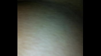 Fodendo a novinha metendo por baixo com tesão e vontade interior ce