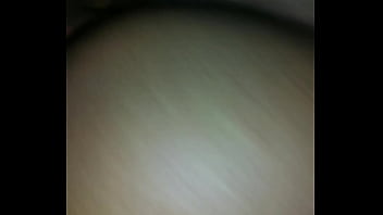 Fodendo a novinha metendo por baixo com tesão e vontade interior ce