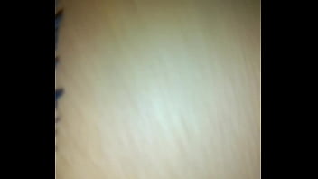 Fodendo a novinha metendo por baixo com tesão e vontade interior ce