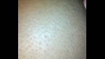 Fodendo a novinha metendo por baixo com tesão e vontade interior ce