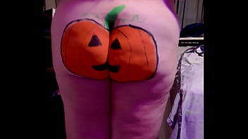 Butterbuttbiscuitz wanna see a pumpkin dance