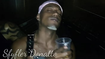 Orgia Em Mar Aberto thumbnail