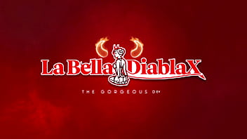 Latina goddess uses a bottom feeder to clean her holes