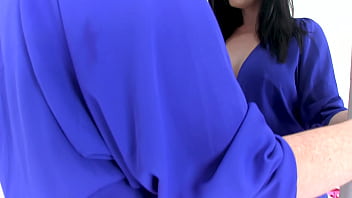 Bella maree big tits austrailian aussie cougar milf huge cock pov blowjob and cum swallow