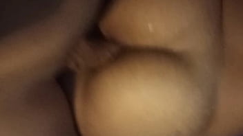 Amiga da minha mulher foi passa uns dias em casa deixo eu comer seu cuzinho escondido